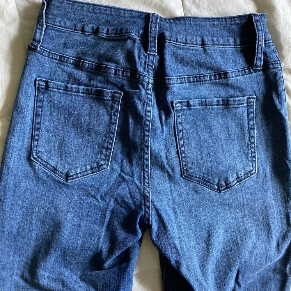 Disney Brand Juniors 9 High Waist (25") Skinny BlueJean Minnie Kisses Mickey - Picture 8 of 16